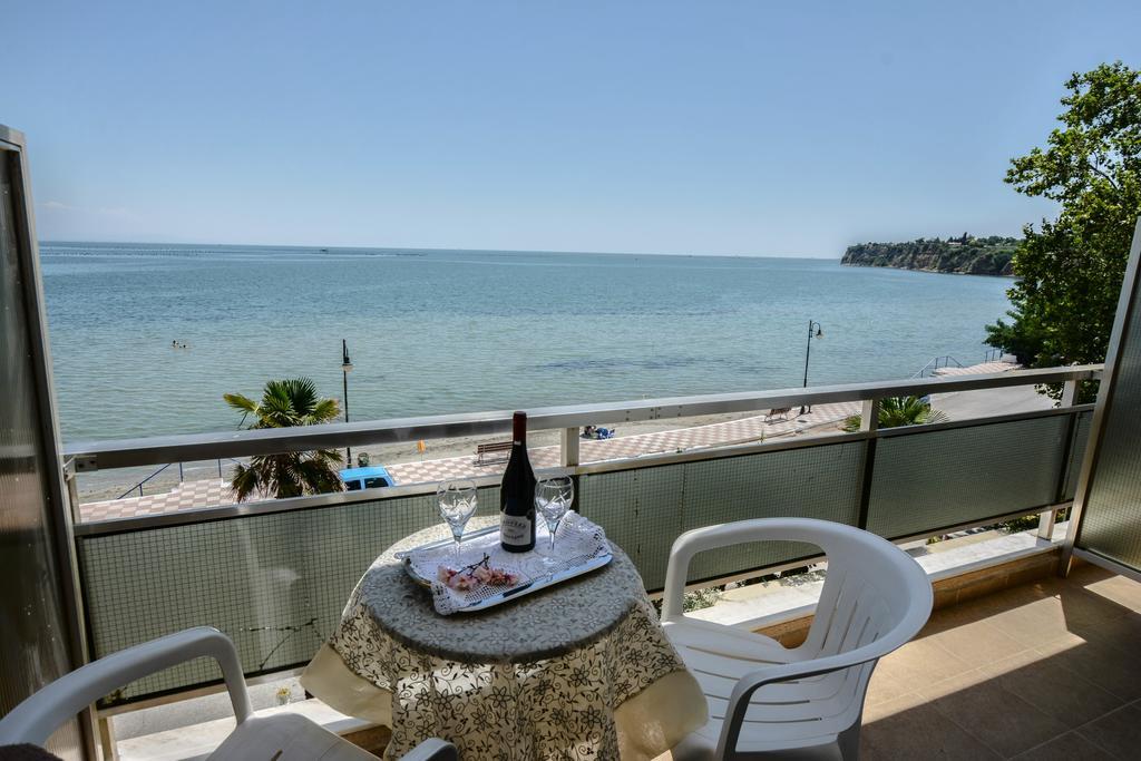 Achillion Otel Makrygialos