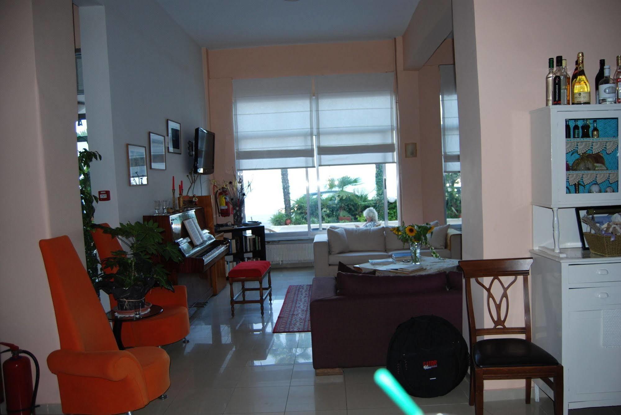 Achillion Otel Makrygialos