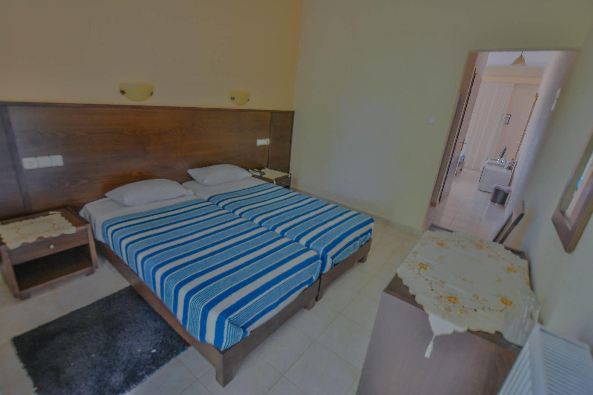 Achillion Otel 2*