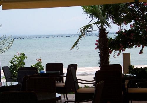 Achillion Otel 2*